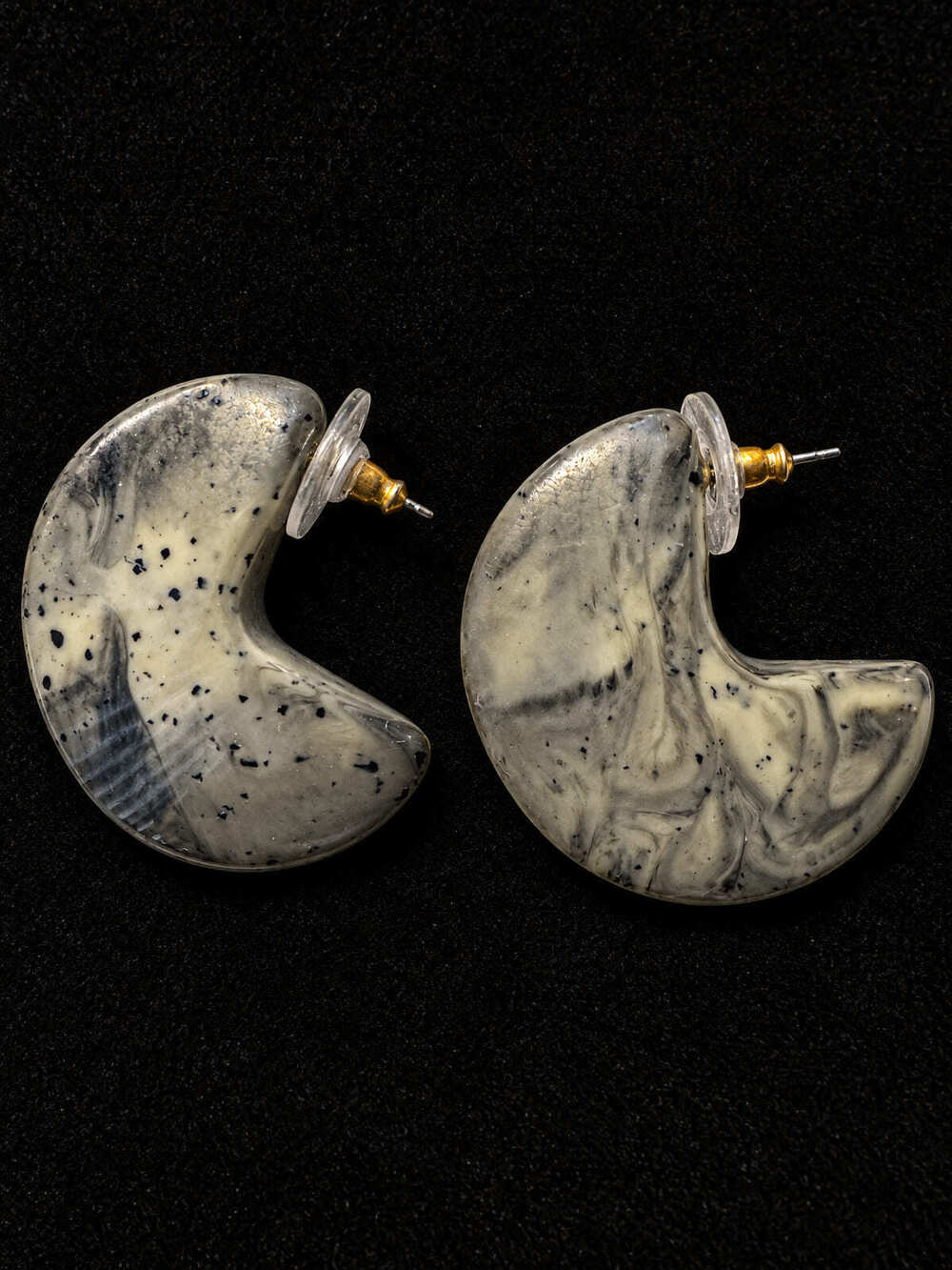 ⚜️ Crescent Hoop Earrings | Marbled Resin | Cream Gray Black Post 💗